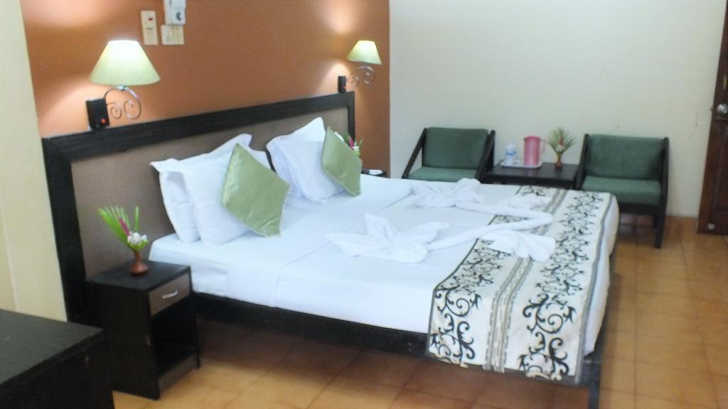 Alor Grande Holiday Resort Кандолим Екстериор снимка